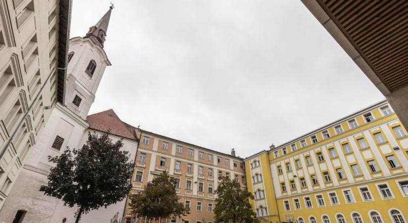 Itt a szülők válasza az esztergomi ügyre: szerzetes bántalmazott egy diákot