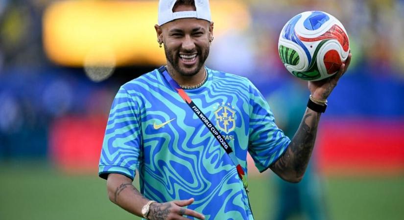 Jó hírt kaptak a brazilok Neymarról: Jól van, készen áll a játékra