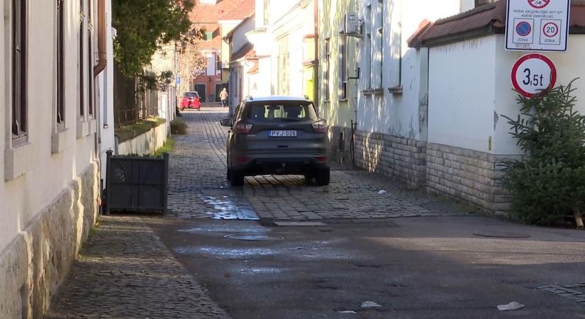 Így változtathatják meg az egri belváros közlekedési rendjét – erről is dönthet csütörtökön a közgyűlés