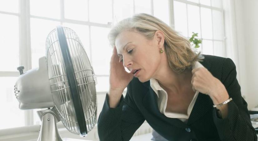 A magyar nők fele magára marad a menopauzával: Megrázó eredményeket hozott a Richter kutatása