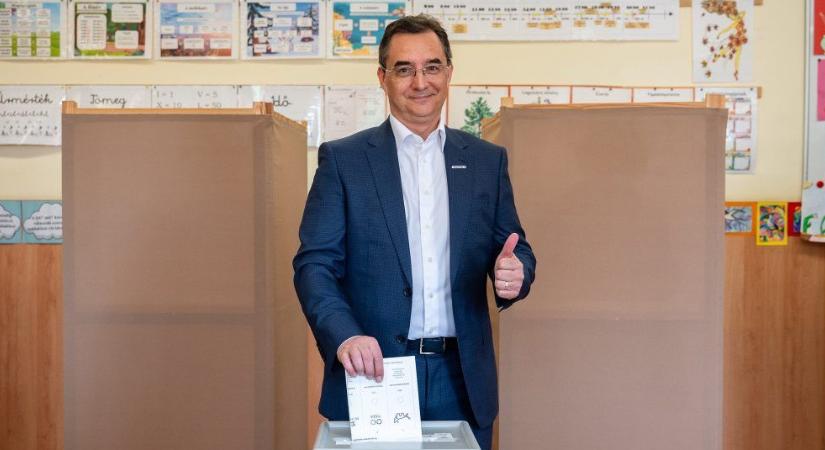 Debrecen fideszes polgármestere bezáratná a kínai akkufóliagyárat, és feljelentést tesz