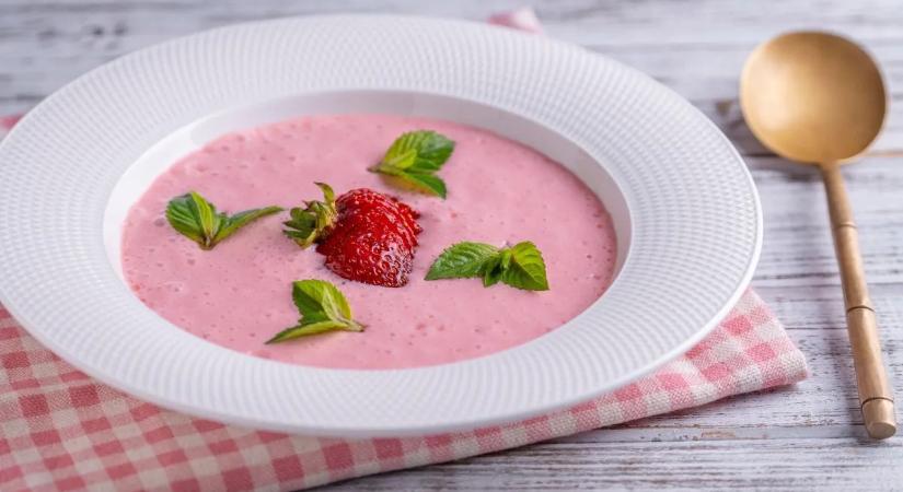 7 hideg gyümölcsleves, ami garantáltan lehűt a kánikulában
