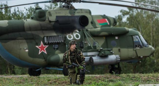 Szibiha felszólította a világot, hogy legyen éber a NATO-határok közelében zajló fehérorosz mozgósítási gyakorlat miatt