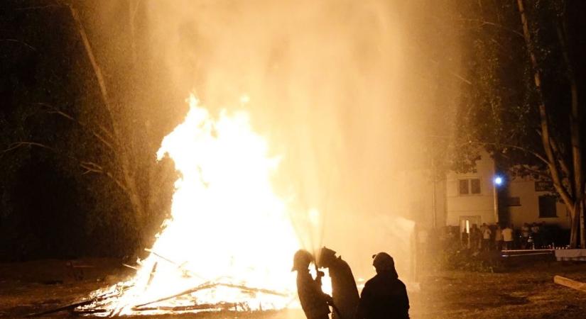 Felgyújtották a közösségi házat Tokajban