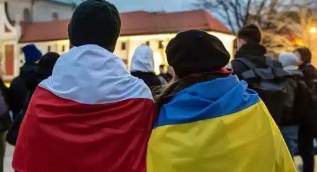Az ukránok 90 százaléka a történelmi viták konstruktív rendezését támogatja Lengyelországgal – közvélemény-kutatás