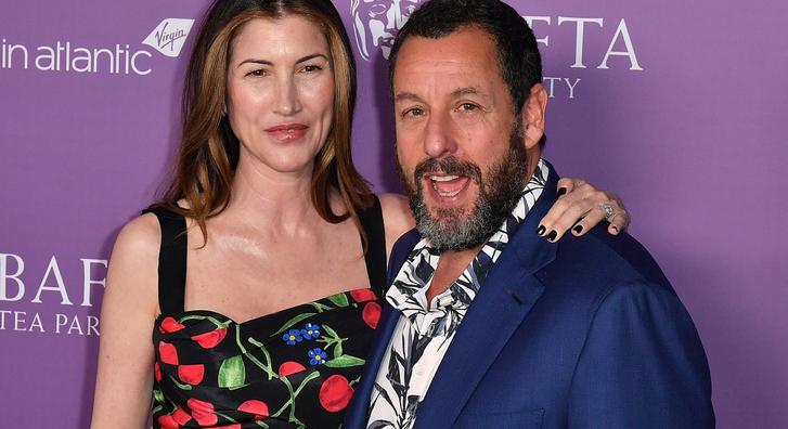 Filmbe illő módon köszöntötte Adam Sandler a feleségét évfordulójuk alkalmából