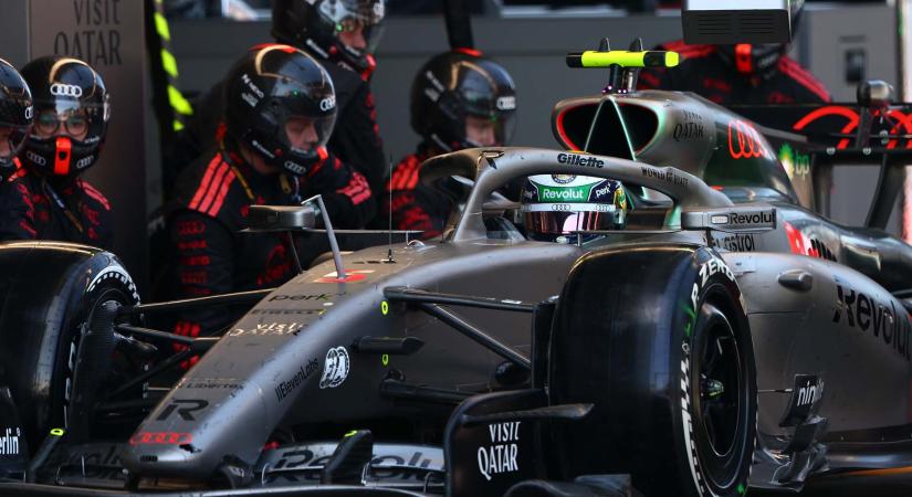 Audi-meglepetés, Red Bull-kérdőjelek és hőségriadó: a szerdai nap F1-es hírei