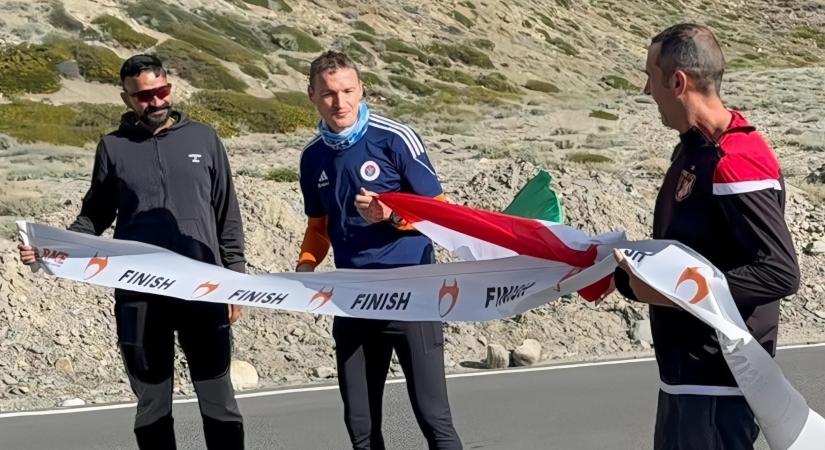 217 kilométer a Pokolban: A Vasas edzője ezüstérmes lett a világ egyik legkeményebb versenyén