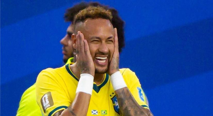 Mintha gól született volna, úgy robbant fel a stadion, pedig csak Neymar állt be
