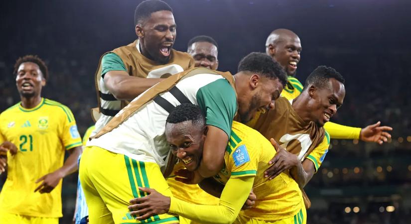 Dél-Afrika megverte Dél-Koreát, és csoportmásodikként jutott tovább!