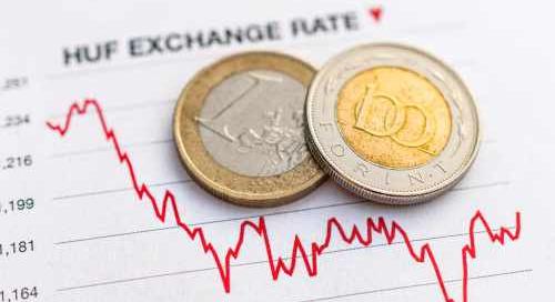 Erősödött csütörtök reggelre a forint