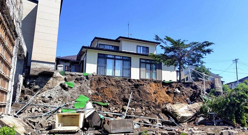 Japánban is erős földrengést mértek