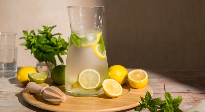 Ez az elfeledett házi limonádé újra divatba jött – Egyre több rajongója van a kánikulában