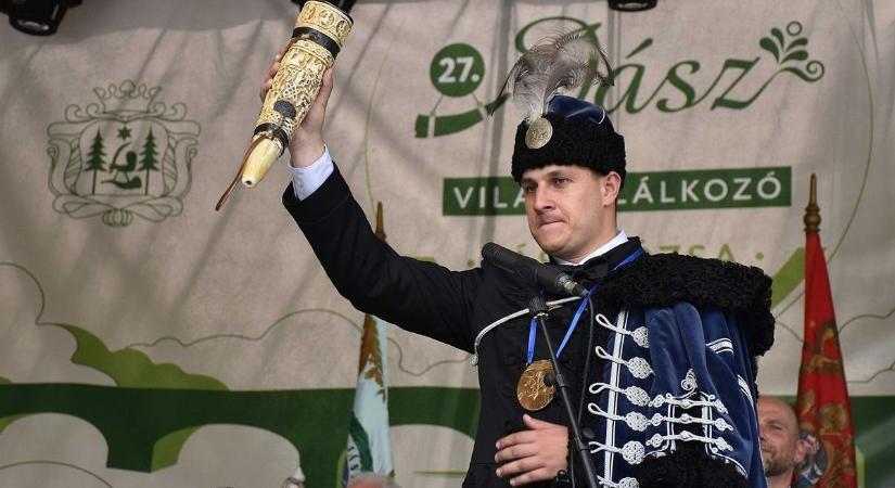 Futócipőt húz a jászkun főkapitány: bárki csatlakozhat hozzá, aki feszegeti szeretné saját határait