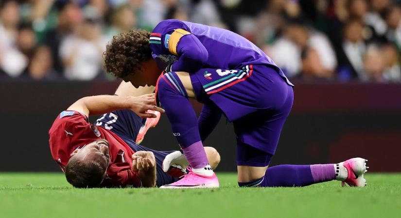 Még egy horrorsérülés a vb-n: Nézni is rossz volt a Premier League-csillag bokáját - videó