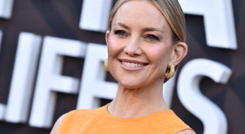 Miért költözött ki a nappali a kertbe? Kate Hudson verandája mindenre választ ad