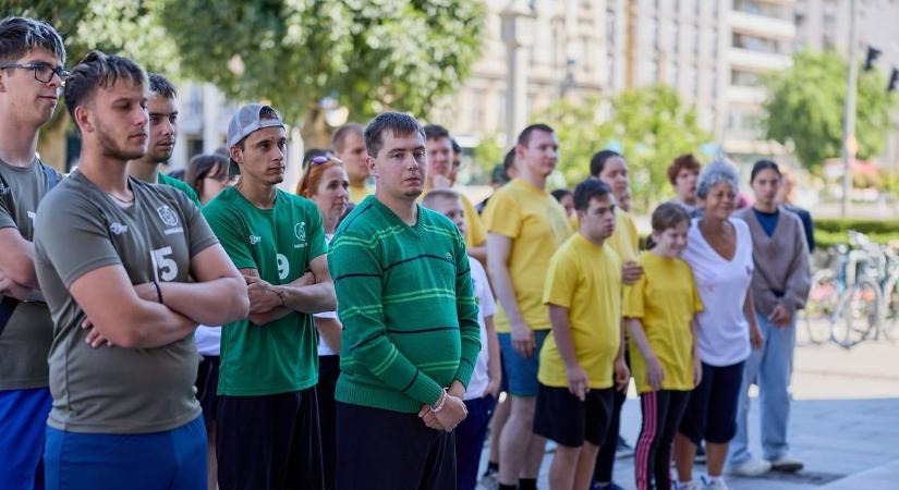 Épek és fogyatékossággal élők találkozása Győrben