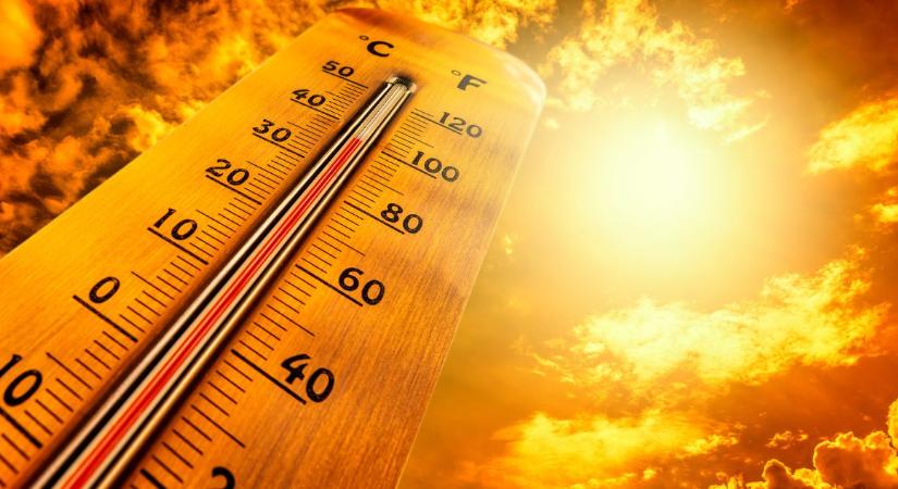 Legmagasabb fokú hőségriadó: 40 C fölé mehet a hőmérséklet – A szakember se látott még ilyet!