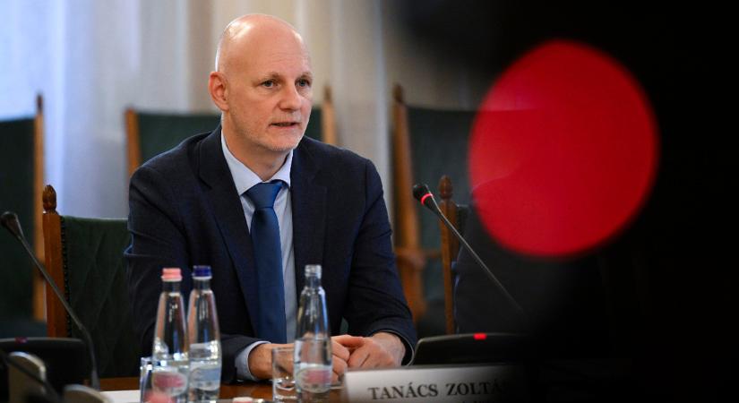 Tanács Zoltán: megszűnőben van a hazugsággyár