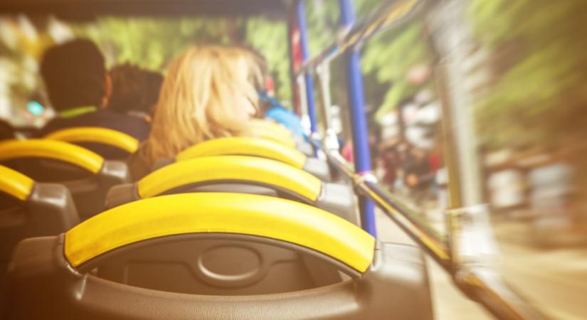 A BKV elvesztette a csatát a hőség ellen, 35 fok felett leállnak a klímák a buszokon