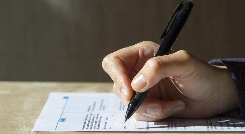 Egymilliárd forintos biznisz miatt emelt vádat az ügyészség