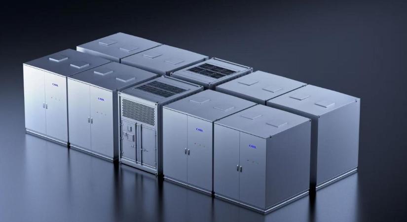 Új korszak jöhet az energiatárolásban: bemutatta a világ első nátriumion-alapú rendszerét a CATL