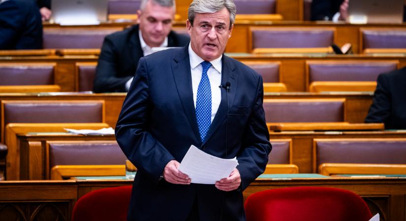 Másfél milliárd eurós pályázatot indít a kormány, melyből nagyon sokan részesülhetnek