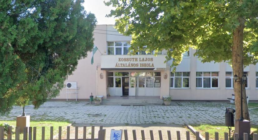 Bővíteni szeretnék a nyékládházi iskolát