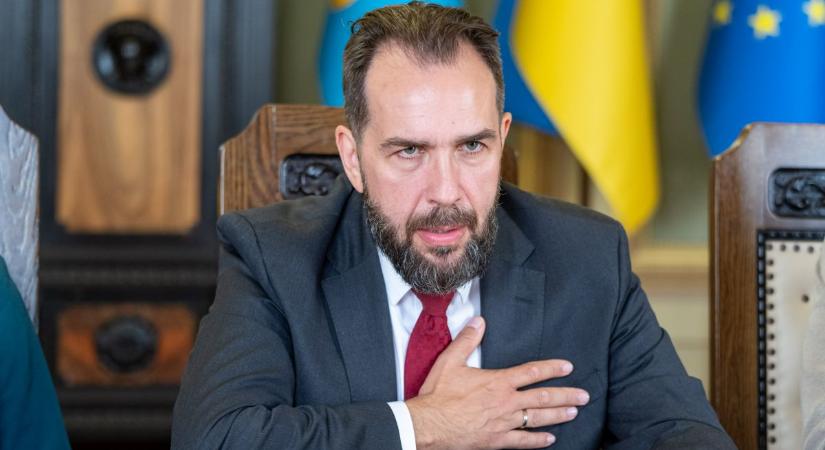Lengyel diplomata: nehéz hét volt a kapcsolatokat illetően, de minden helyrehozható