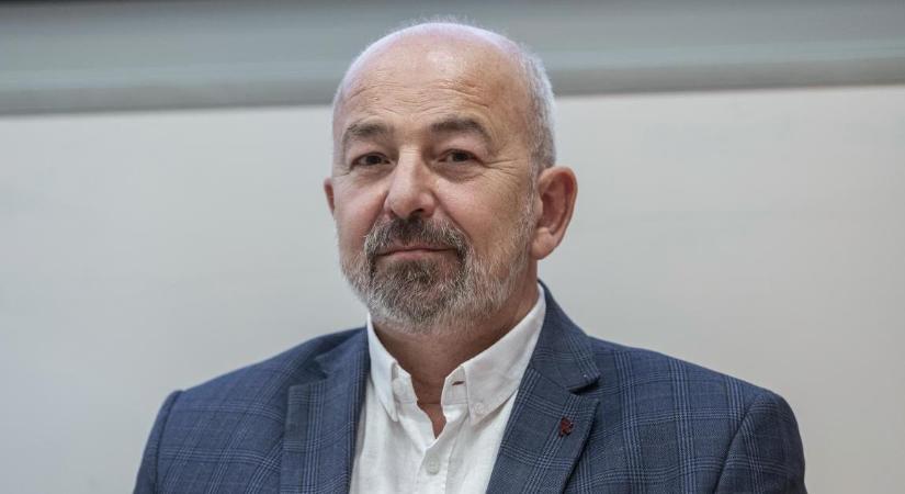 Holoda Attila: kizárt az 1000 forintos benzinár, ez csak a Fidesz riogatása