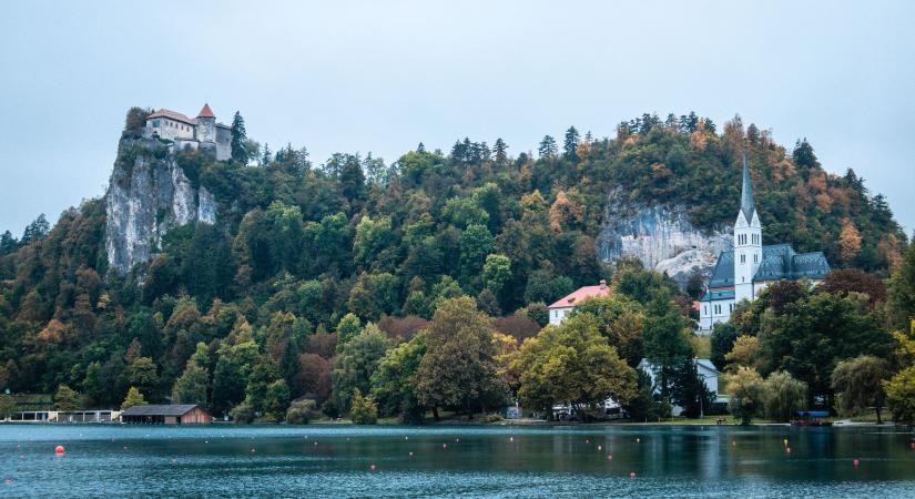 Megszólalt a szlovén légimentő: ezért volt nehéz a bledi várnál lezuhant magyar kisfiú mentése a borzalmas baleset után