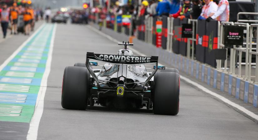 Azonnali hatállyal betiltották a Mercedes fejlesztését
