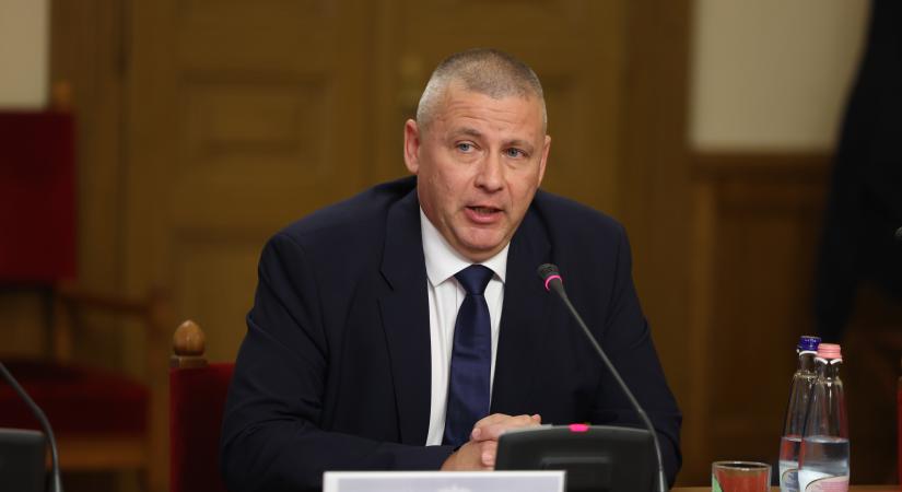 Ruszin-Szendi Romulusz újra tartalékos katona lett