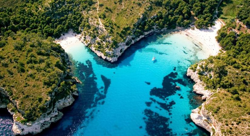 A ViaSale Travel új mediterrán sikertörténete: Menorca már az első szezonban felülmúlta a várakozásokat