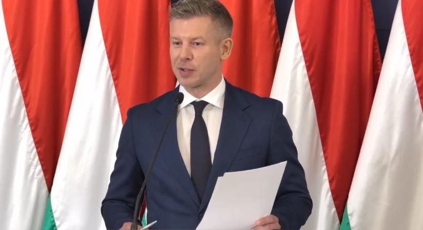 Magyar Péter sajtótájékoztatón árulta el a dátumot: ekkor lehet legkorábban magyar euró