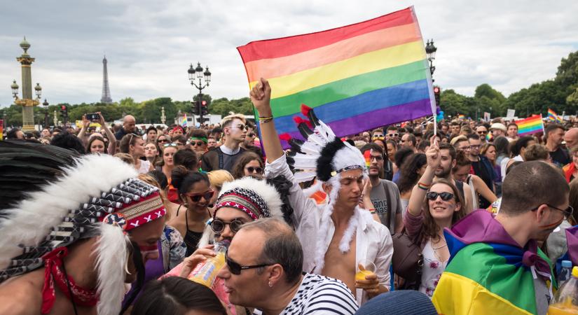 A hőség győzött: elhalasztják a párizsi Pride-ot, Budapesten várhatóan lesz felvonulás