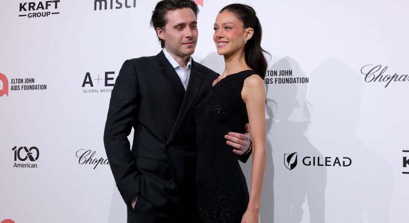 Anyaszült meztelenül pózol Brooklyn Beckham felesége, de a rajongók aggódnak a súlya miatt