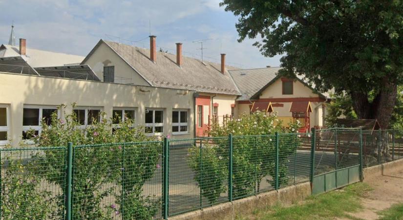 A csapókerti iskola komplex felújítása a terv