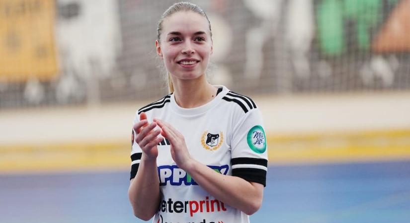 A DEAC két női futsalosa is visszavonul