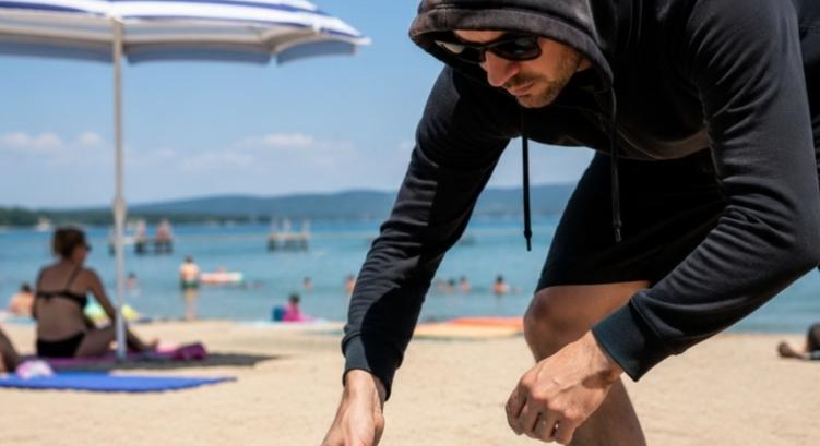 A törölköző nem védi meg az értékeit – tanácsok a strandlopások megelőzésére