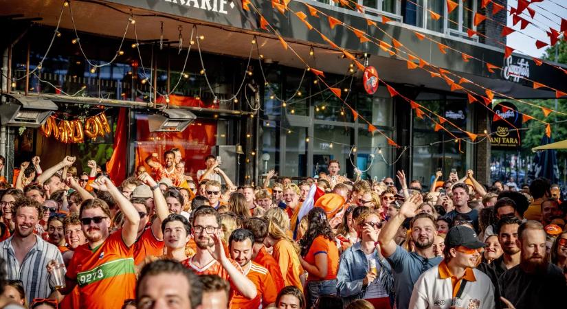 Elképesztő okok miatt állt meg a Hollandia-Tunézia foci-vb-meccs