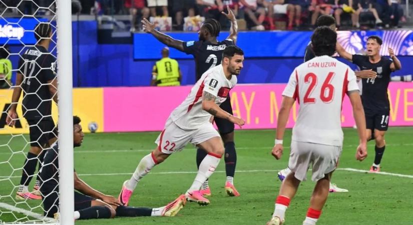 Drámai fordulattal ért véget a törökök és az amerikaiak meccse a foci-vb-n