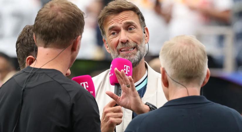 „Erre nem válaszolok” – Klopp elvonult, amikor Schweinsteiger vitatott megjegyzéséről kérdezték