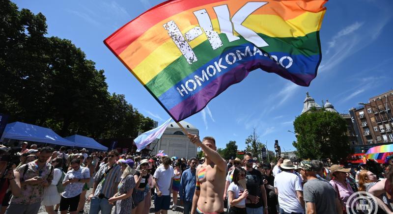 Ön betiltaná vagy engedélyezné a Pride-ot?