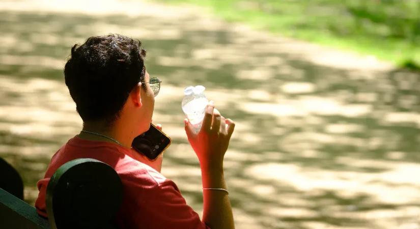 A hőség miatt lemondták a waterlooi csata emlékére tervezett katonai játékokat Belgiumban