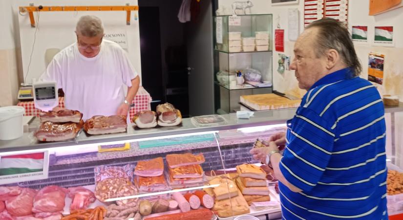 Egyre több mindent sütögetünk: a Vásárcsarnokban is dübörög a grillszezon