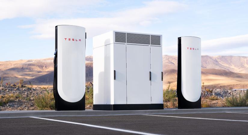 Bekapcsolták Európa leggyorsabb Tesla töltőjét