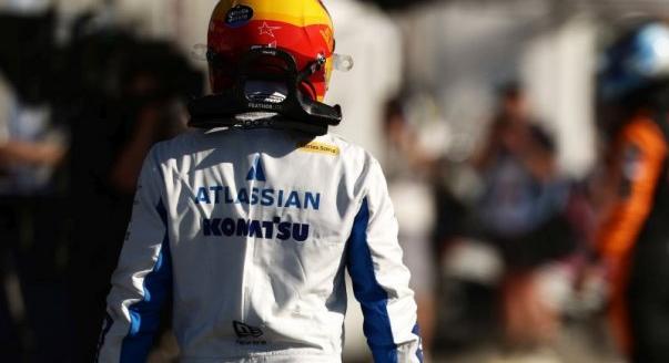 Sainz megszólalt az átigazolási találgatásokról