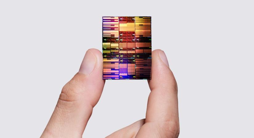 Történelmi félvezető-technológiai áttörést jelentett be az IBM