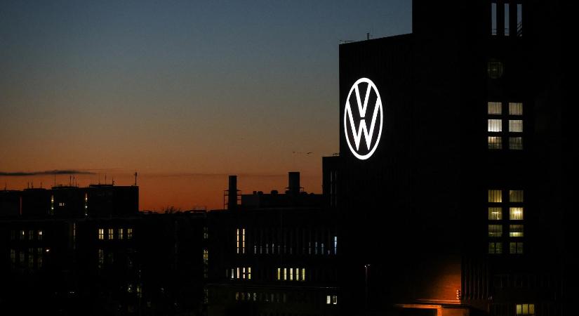 Négy németországi autógyárát bezárná, és akár százezer embert is elbocsátana a Volkswagen